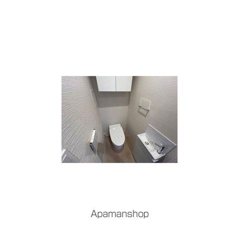 QU4TTRO ARCA 九段の内装写真