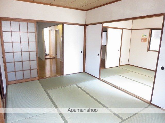 エクセル川元の内装写真