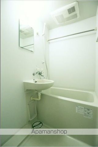 ナイン目白の内装写真