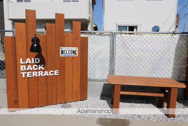 LAID BACK TERRACEの玄関写真