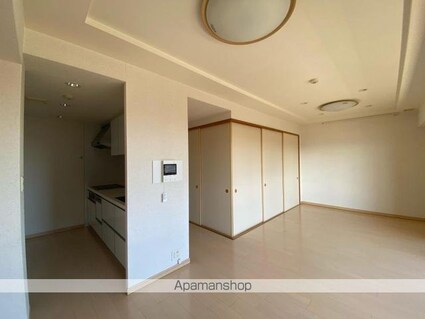 サーパス桜町二丁目　７０５号[3LDK/71.43m2]のリビング・居間