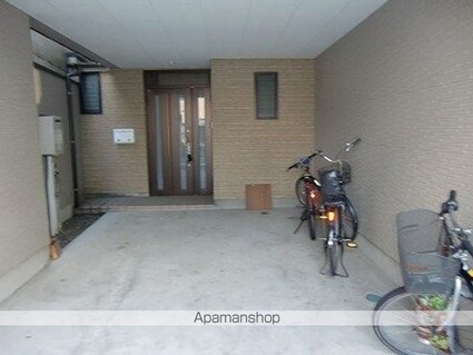 岐阜県岐阜市鍵屋西町２丁目[2DK/40.5m2]のエントランス2