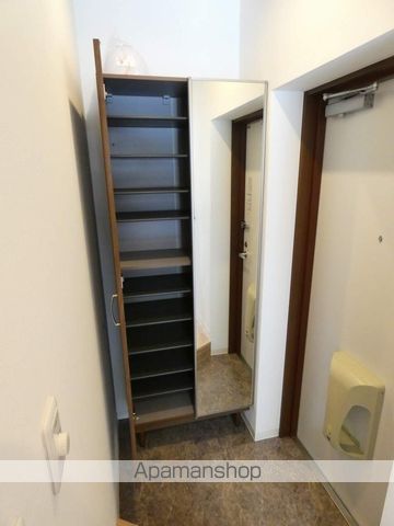 カリエンなめだの内装写真