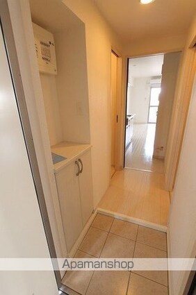 パロス　バーデス　ＡＰＴ[1R/31.59m2]の玄関