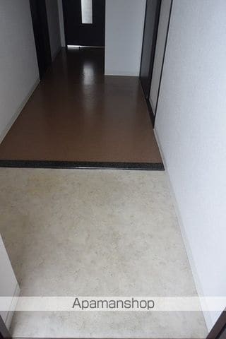 COSMIC REIの内装写真