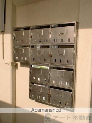 二宮桑原マンション[1R/28m2]のエントランス1