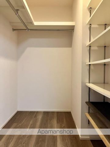 ベイズタワー＆ガーデン[1LDK/61.45m2]の収納