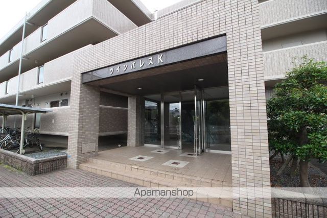 ツインパレスKの玄関写真