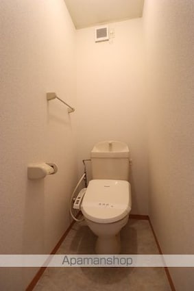 アムール　Ａ棟[2LDK/54.65m2]のトイレ