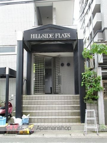 ヒルサイドフラッツの玄関写真