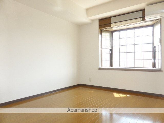 メゾンドゥマキ三輪の内装写真