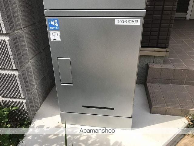 プロヌーブ柿園町 G棟の玄関写真