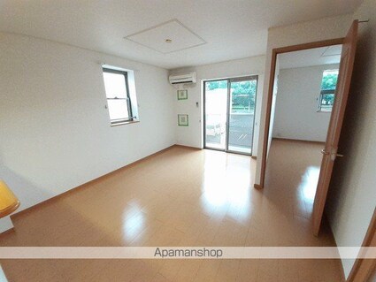 岡山県倉敷市東塚４丁目[2LDK/61.08m2]のリビング・居間