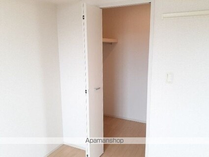 Ｅ　ＳＴＡＧＥ　Ⅲ[1LDK/54.19m2]の収納