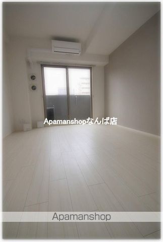 TLRRESIDENCE本町ウエストの内装写真