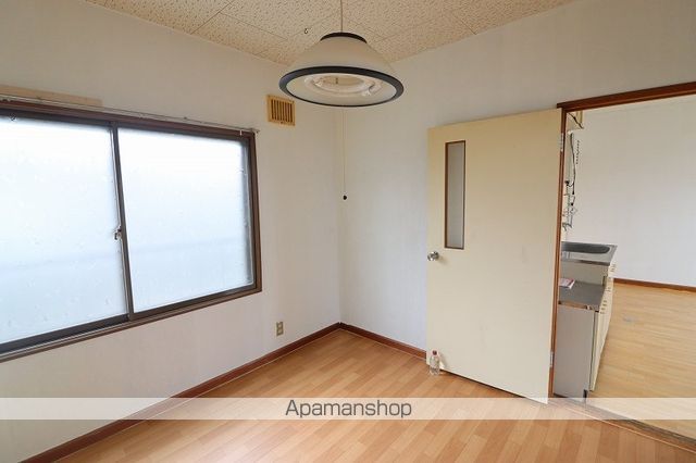 第5ロイヤルマンションの内装写真