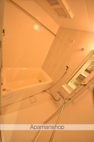 8 3W2 HACHI SANWESTNYの内装写真