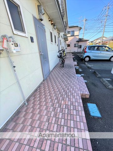 エレガンス恒久の玄関写真