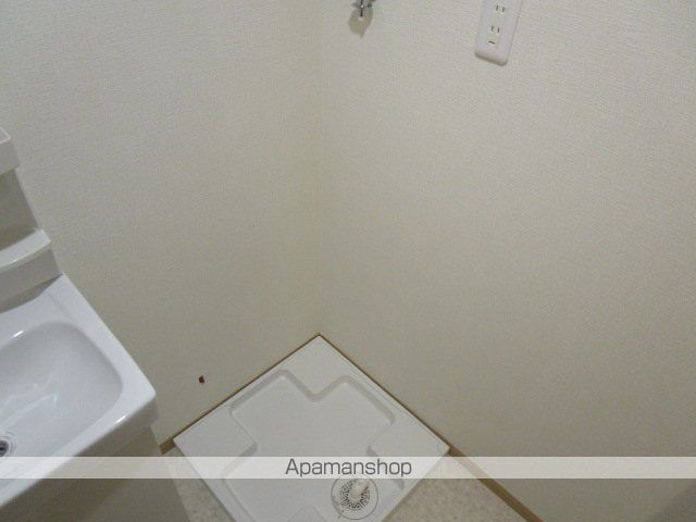 フェンガリ西台の内装写真
