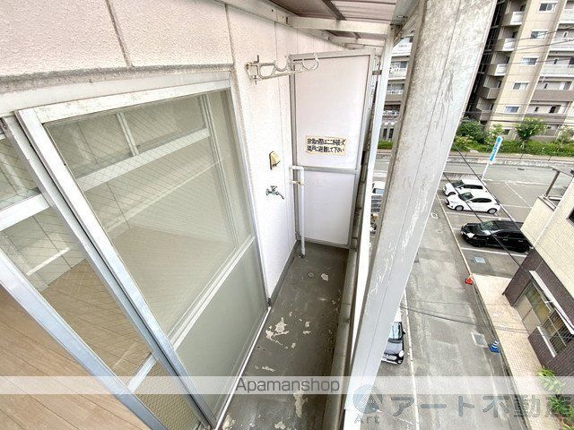 アルト雄郡　西棟[1R/22.9m2]のバルコニー