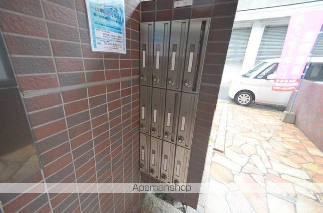 フレア鴨池の玄関写真