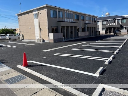 縁（エニシ）[2LDK/53.79m2]の駐車場1