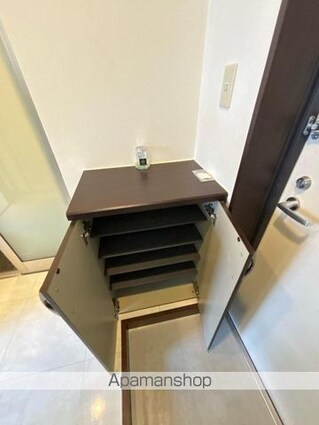 ヴェルス宮脇[1R/25m2]の玄関