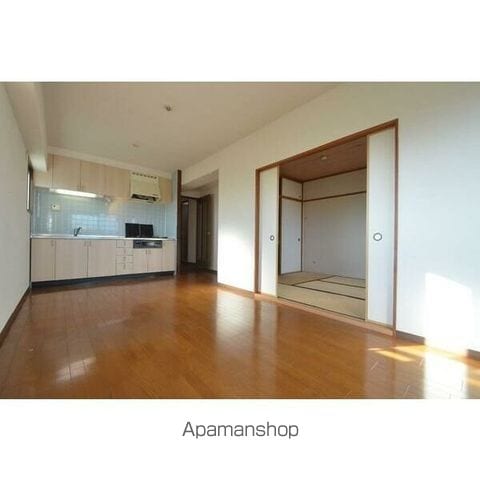 クレセントマンションの内装写真