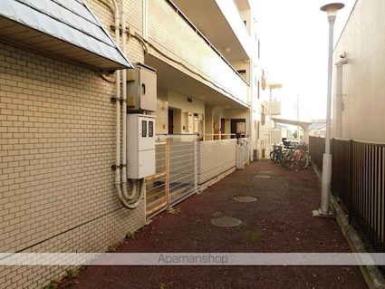 センチュリーコート宝が丘[1LDK/56.92m2]のロビー2