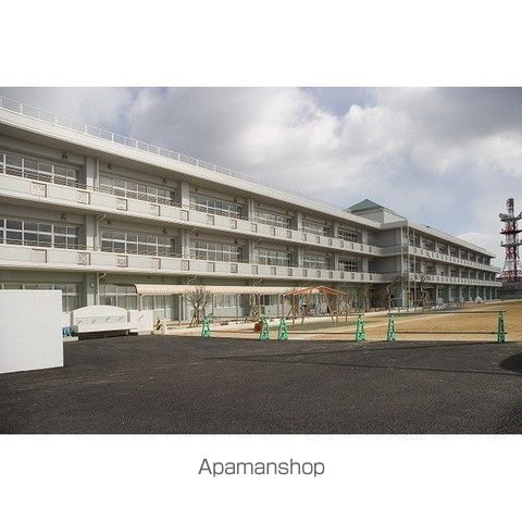 アルティレット泉中央の周辺写真