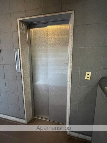 須賀マンションの外観写真