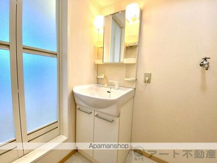 プランドール凛　Ａ棟[2LDK/55.15m2]の洗面所