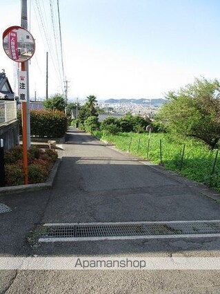 愛媛県新居浜市山田町[2LDK/54.85m2]の周辺1