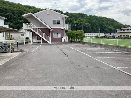 ノースサイドＫ[2DK/40.04m2]の駐車場