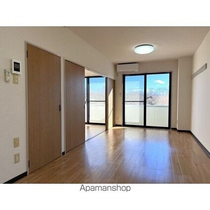 ツインパレスコイズミＧ[1LDK/43.2m2]のリビング・居間1