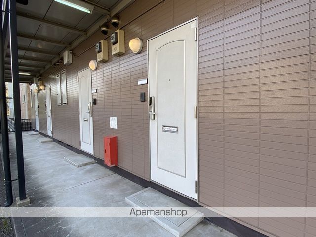 パセオ姫路IIの玄関写真