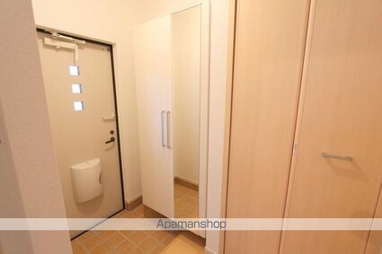 ナリッシュＬｅｅ　Ⅰ[1LDK/45.82m2]の玄関