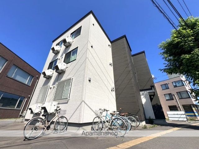 パオス田家の外観写真