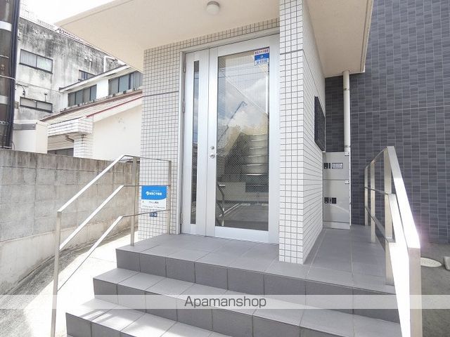 アルシュ鴨池の玄関写真