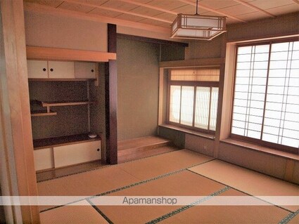 プメハナ[7DK/246.7m2]の内装2