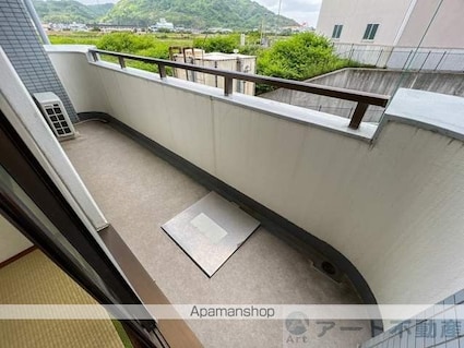 グランドハイム森松[2LDK/50.5m2]のバルコニー