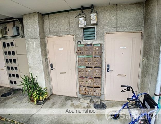 第4杉フラットの玄関写真