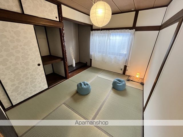 枚方市 2階建 築53年の内装写真