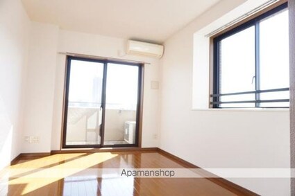 ティアラ三軒茶屋[1K/26.77m2]のリビング・居間3