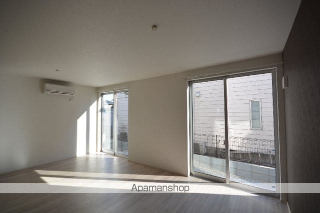 両毛線 新前橋駅 徒歩15分 2階建 築11年の内装写真