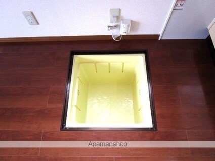 Ｃｏｚｙ　Ｃｏｕｒｔ　Ａ棟[2DK/50.42m2]のキッチン