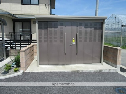 山梨県甲府市小瀬町[2LDK/57.21m2]の外観4