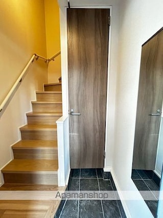 エミーズ２[2LDK/65.39m2]の玄関