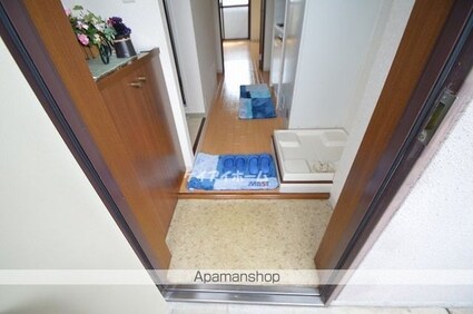 岡山県倉敷市昭和１丁目[1K/25.08m2]の玄関