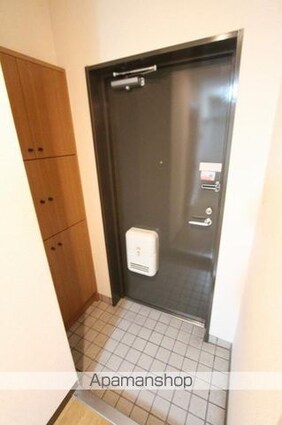 アヴニール若宮[2K/35.25m2]の玄関